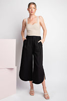 SOLID CROPPED PANTS